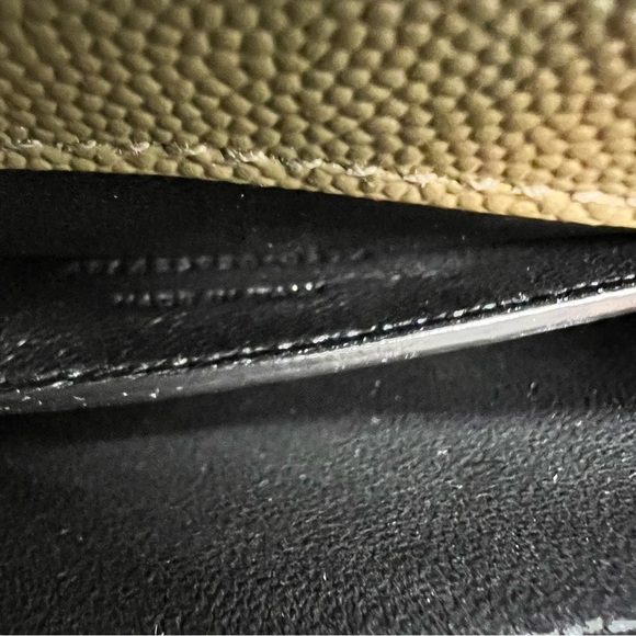 Saint Laurent
Cassandra Mini YSL Top Handle Crossbody Bag in Grained Leather - Picture 10 of 10